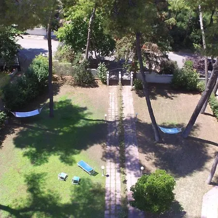 Βίλα Paradise Pines - 6 Bdrms, 6 Baths, Bbq, Gardens
