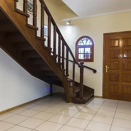 Paradise Pines - 6 Bdrms, 6 Baths, Bbq, Gardens Villa *