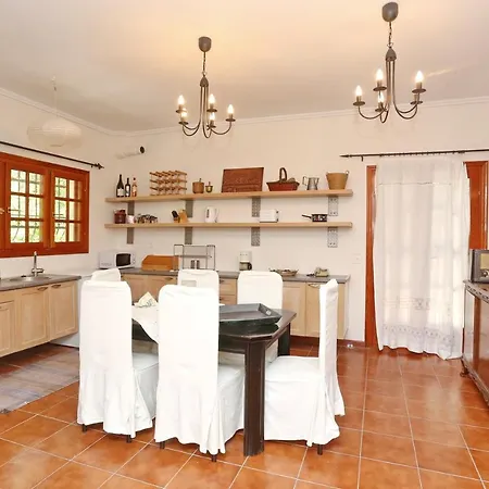 Paradise Pines - 6 Bdrms, 6 Baths, Bbq, Gardens Villa *